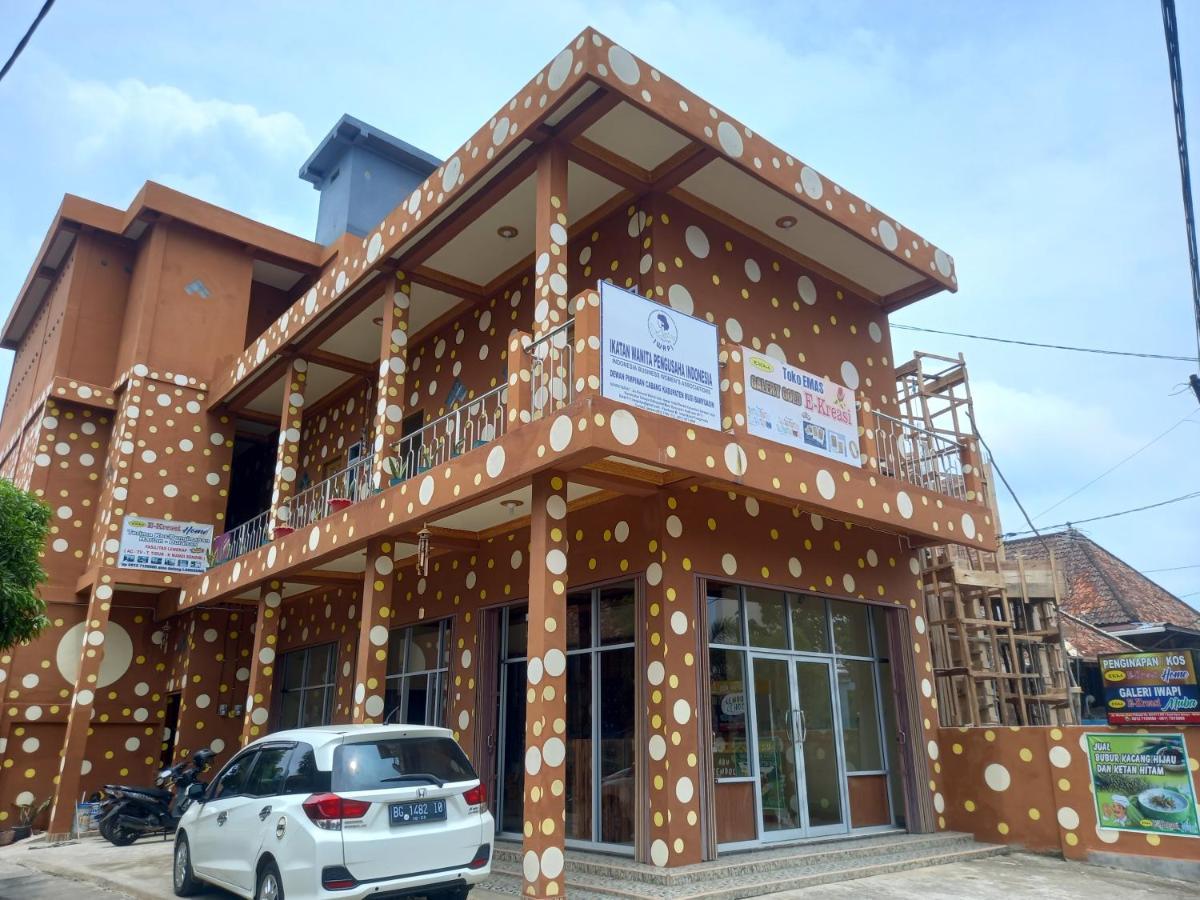 OYO 90731 E-kreasi Home Test Bagian luar foto
