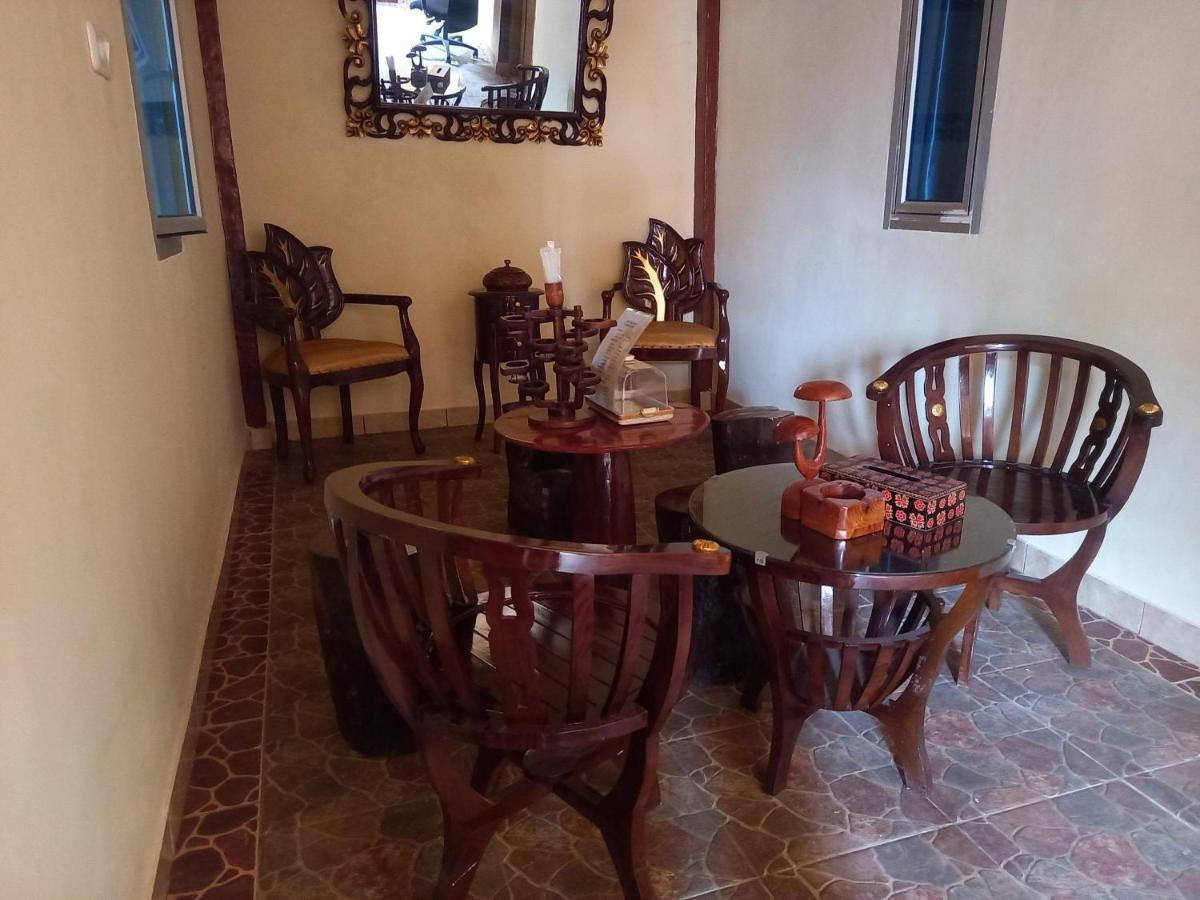 OYO 90731 E-kreasi Home Test Bagian luar foto
